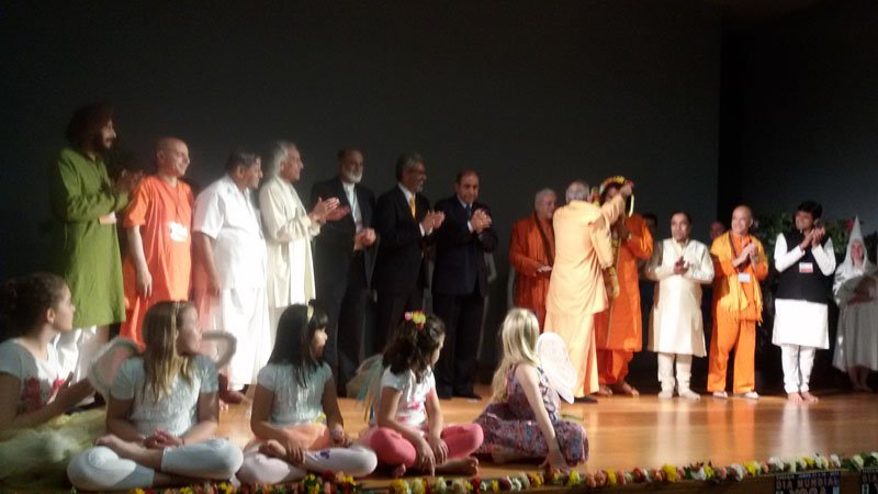 president-visit-world-yoga-day-celebrations-portugal-2014 (2)